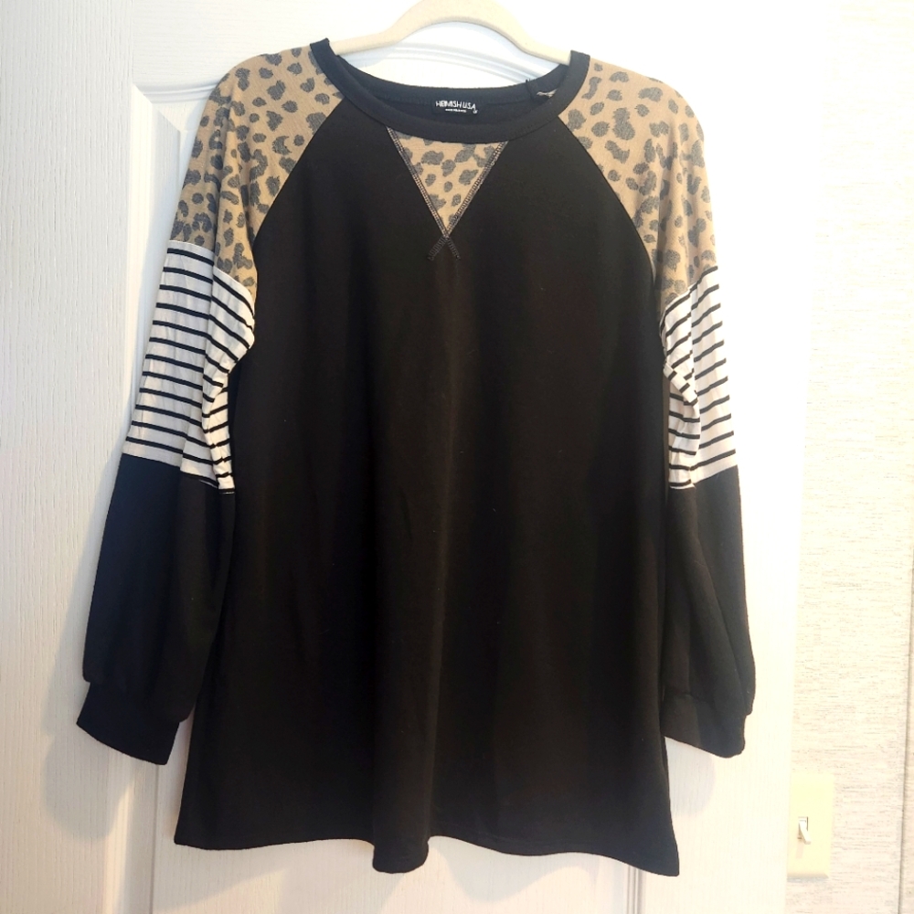 Hemish USA women's long sleeve shirt size M EUC